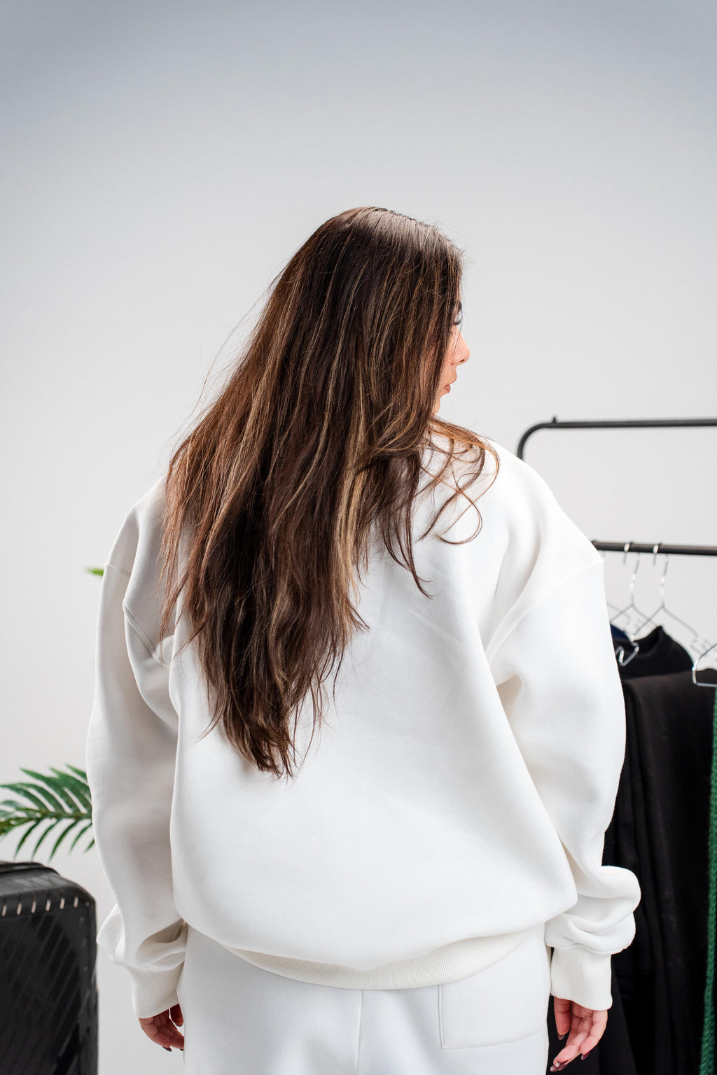 OVER SIZE OFF-WHITE CREWNECK