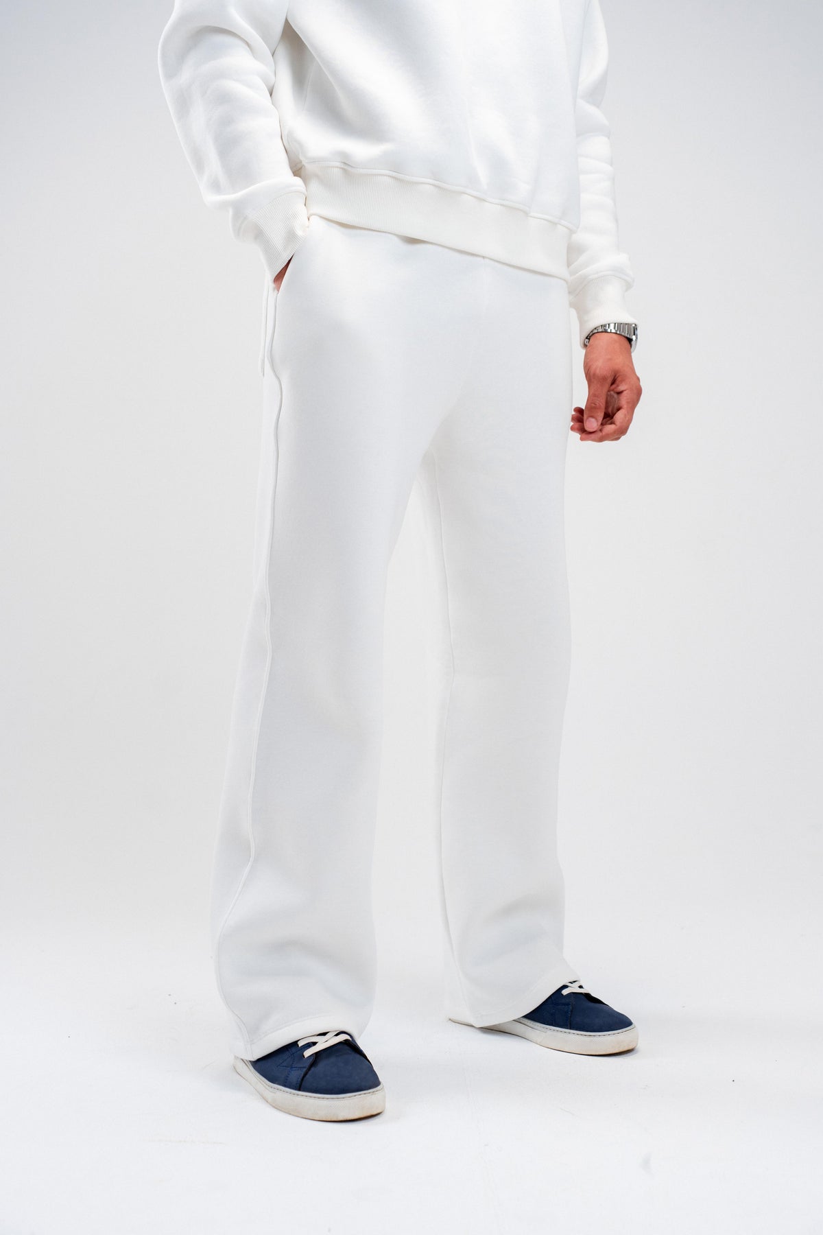 WHITE SWEATPANTS